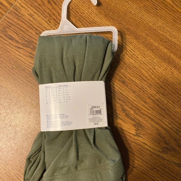 Old Navy Women’s Leggings - Picture 2 of 2